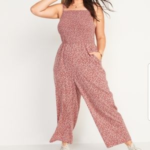 New Old Navy smocked jumpsuit M